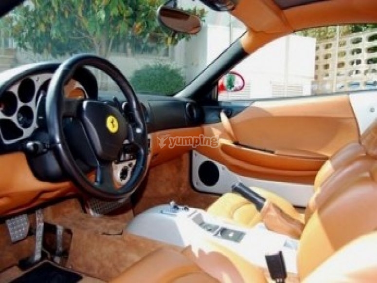 Interior del Ferrari Interior del Ferrari
